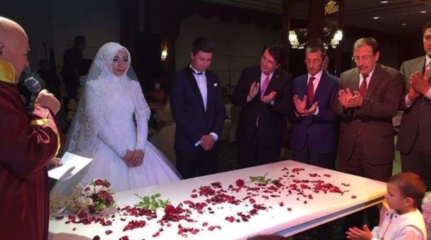 Erzurum B&uuml;y&uuml;kşehir Belediye Meclisi&rsquo;nin Mutlu G&uuml;n&uuml;