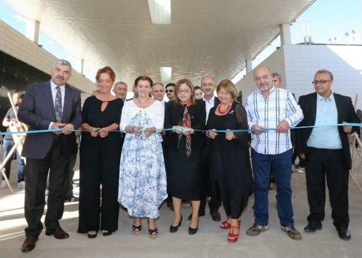 “zeugmalı Çocuk” Heykeli Tanıtıldı G5