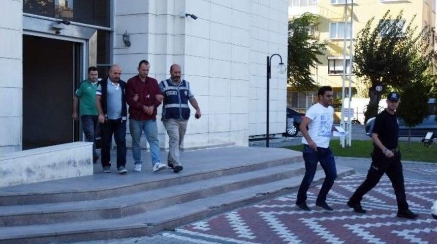 Akhisar&rsquo;da Babasını &Ouml;ld&uuml;ren Zanlı Tutuklandı