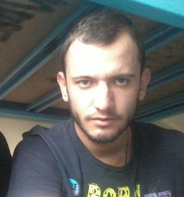 Akhisar’da Babasını Öldüren Zanlı Tutuklandı