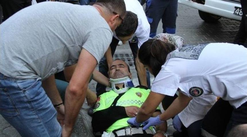 Fethiye&rsquo;de Trafik Kazası: 1 Polis Yaralı