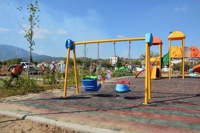 Karaoğlanlı Yeni Park Alanına Kavuşuyor