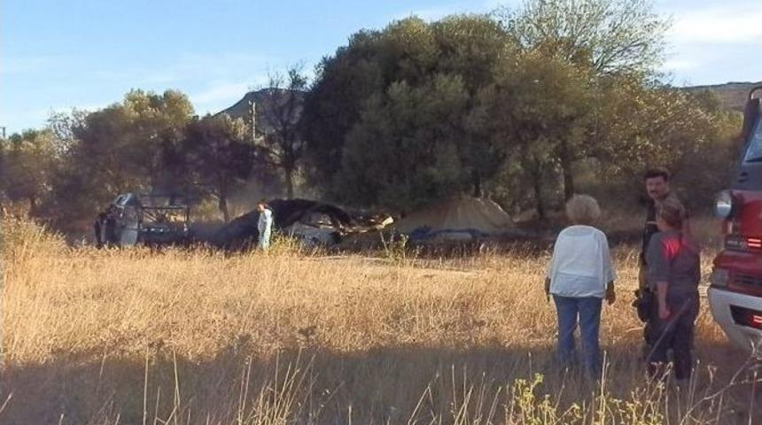 Karavanda &Ccedil;ıkan Yangın Ağa&ccedil;lık Alana Sı&ccedil;radı