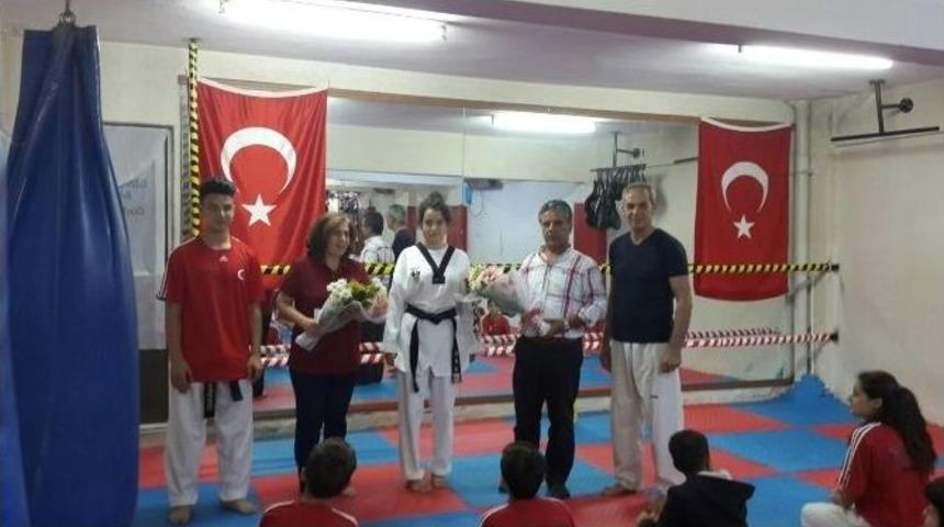 Taekwondoculardan Madalya S&ouml;z&uuml;