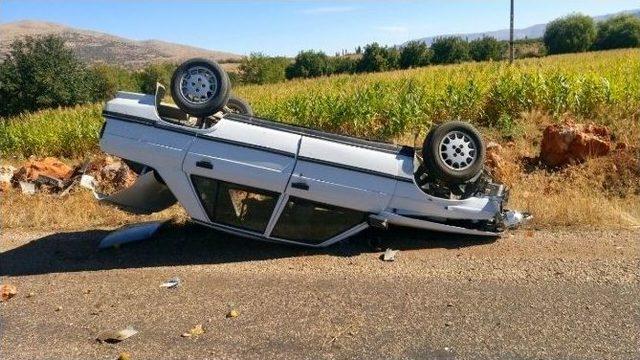 Doğanşehir’de Trafik Kazası: 3 Yaralı