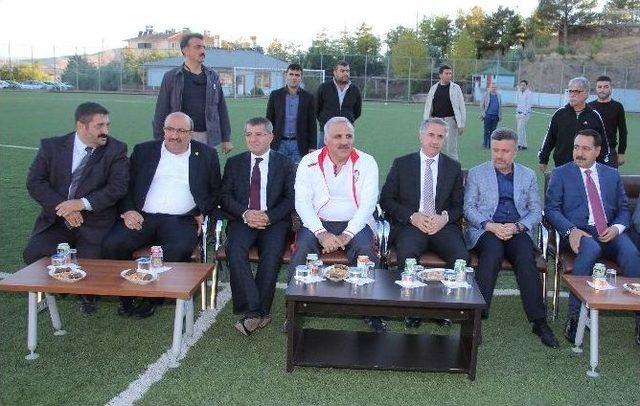 Elazığ’da Amatör Spor Kulüplerine Malzeme Desteği