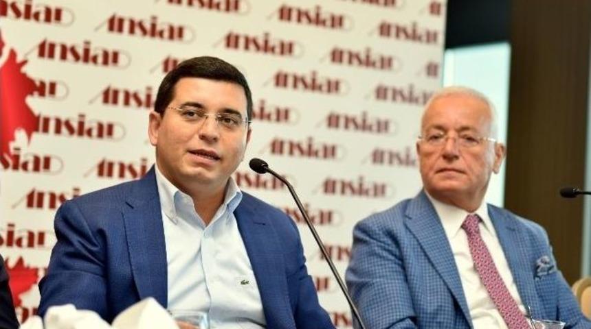 Başkan T&uuml;t&uuml;nc&uuml;, İşadamlarına Kepez&rsquo;i Anlattı