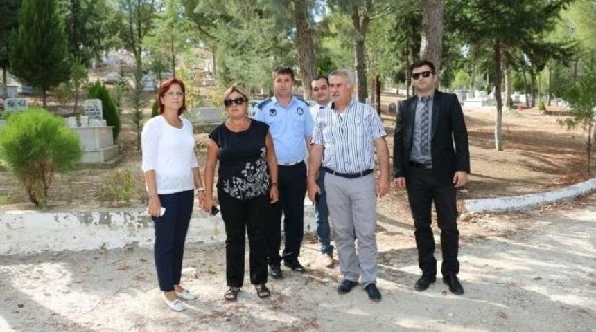 Selendi Mezarlıklarında İnceleme