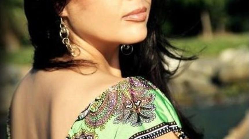 Nigar Ekinci “rezil Ederim” Türküsüne Klip Çekti