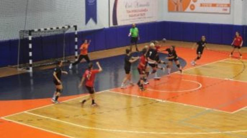 T&uuml;rkiye Bayanlar Hentbol S&uuml;per Ligi