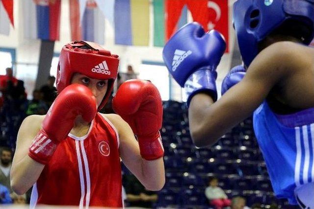 Ordu’da 2 Türk Boksör Daha Finale Yükseldi