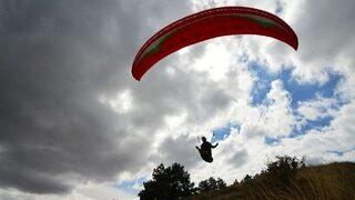 Yamaç Paraşütçüleri Gökyüzünü Süsledi