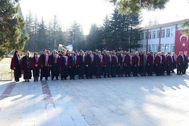 Anadolu &Uuml;niversitesi 2016-2017 Akademik Yıl A&ccedil;ılışı 2