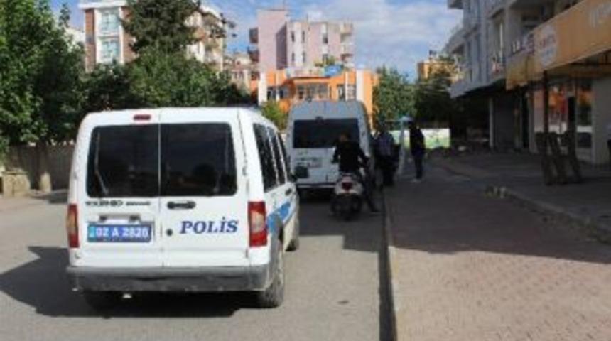 5 &Ccedil;ift Ayakkabı &Ccedil;alındı