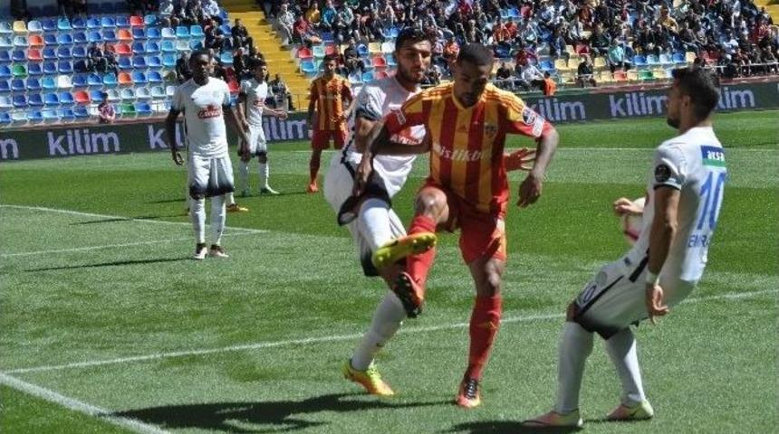 Welliton Yine Boş Ge&ccedil;medi