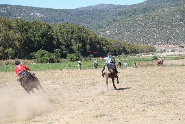 Cirit Oyunları Nefesleri Kesti