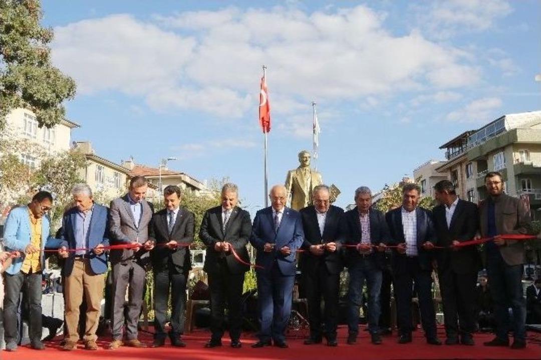 Ragıp T&uuml;z&uuml;n Parkı&rsquo;na Coşkulu A&ccedil;ılış