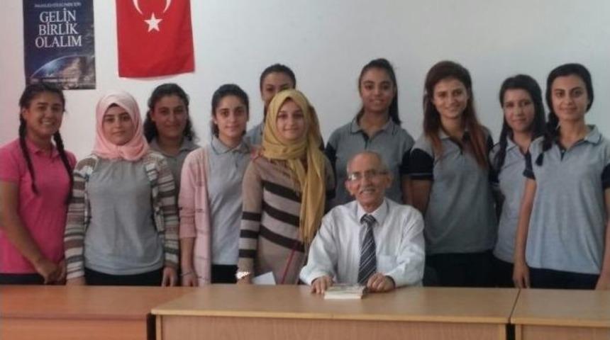 Şair Tanrıverdi, Öğrencileri Yalnız Bırakmadı