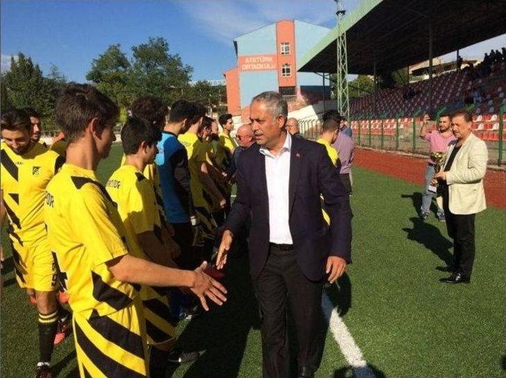 Şampiyonlara Kupaları Verildi G4