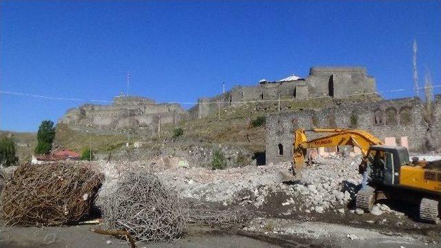 Tarihi Beylerbeyi Sarayı Günyüzüne Çıkıyor