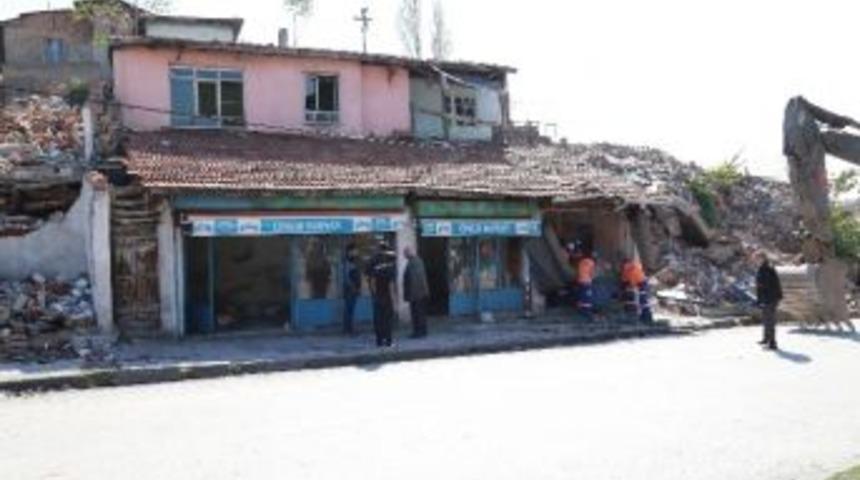 Başkent&rsquo;te Kentsel D&ouml;n&uuml;ş&uuml;m &Ccedil;alışmaları Devam Ediyor