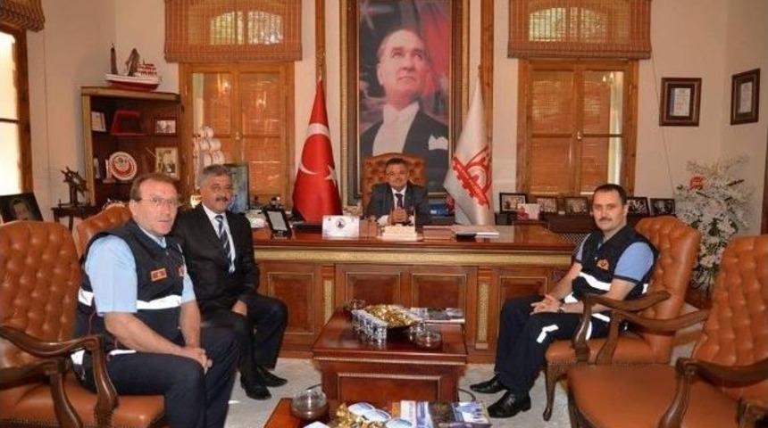 İtfaiyecilerden Başkan Yağcı&rsquo;ya Ziyaret