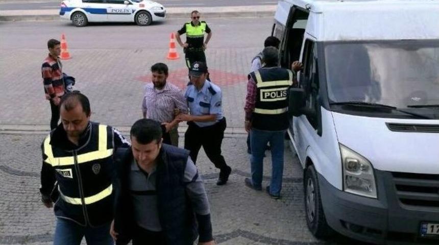 Biga&rsquo;da Fet&ouml; Operasyonu: 4 G&ouml;zaltı