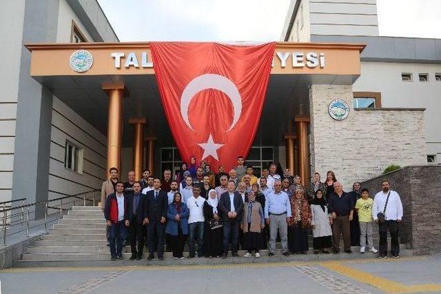 Talas Belediyesi, Şehit Aileleri Ve Gazileri Çanakkale’ye Gönderdi