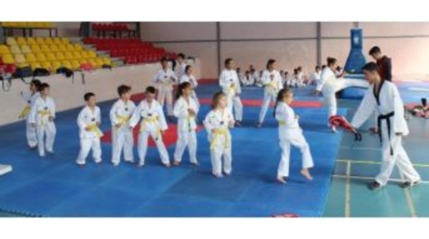 Fo&ccedil;a&rsquo;da Kuşak Sınavı