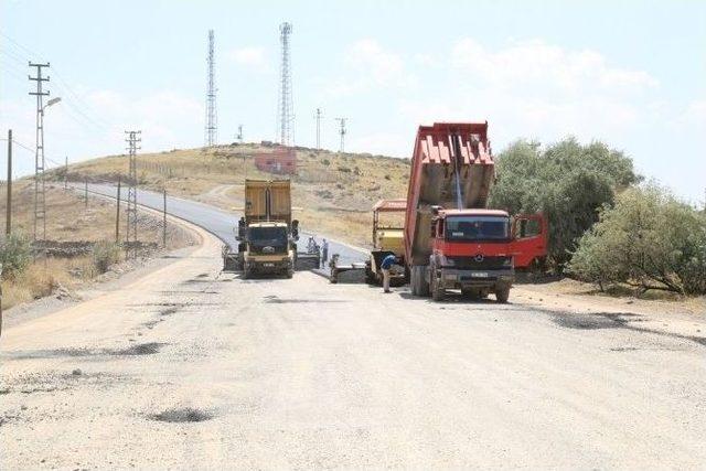 Yol Yapım Çalışmaları İçin İlk Etapta 70 Bin Ton Asfalt Mıcırı Temel Malzemesi