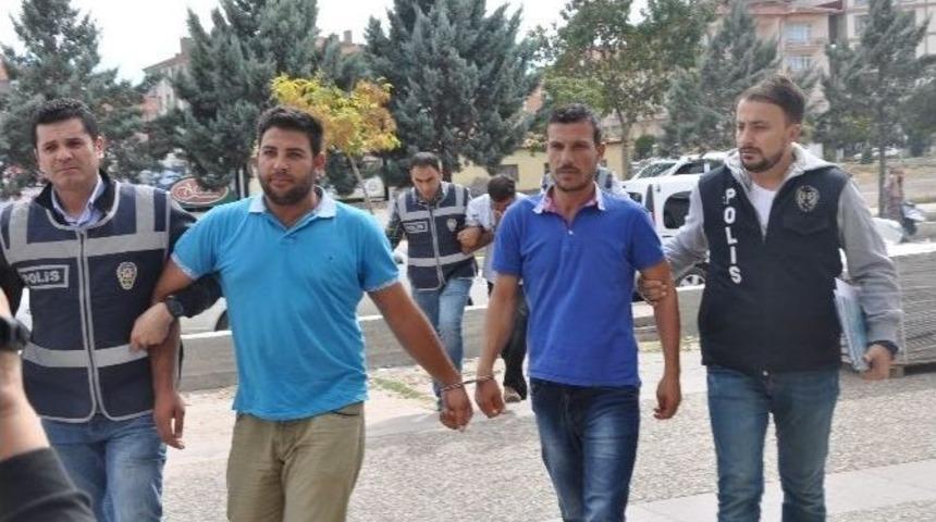 Fet&ouml; Dolandırıcılarına Su&ccedil;&uuml;st&uuml;