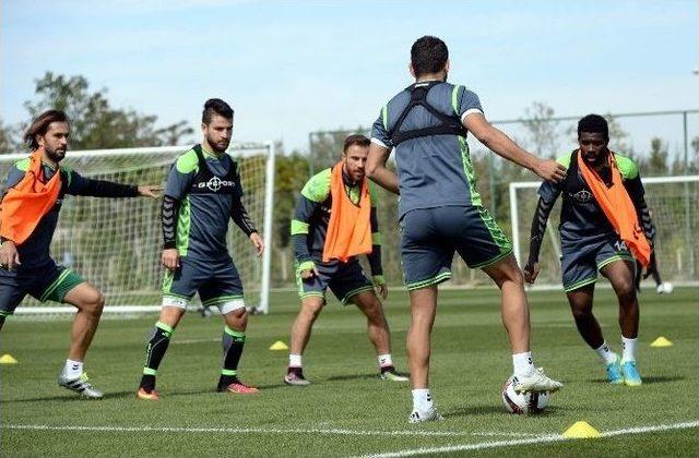 A. Konyaspor’da Uefa Avrupa Ligi Mesaisi Başladı