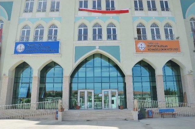 Kapatılan Okul İmam Hatip Oldu 1