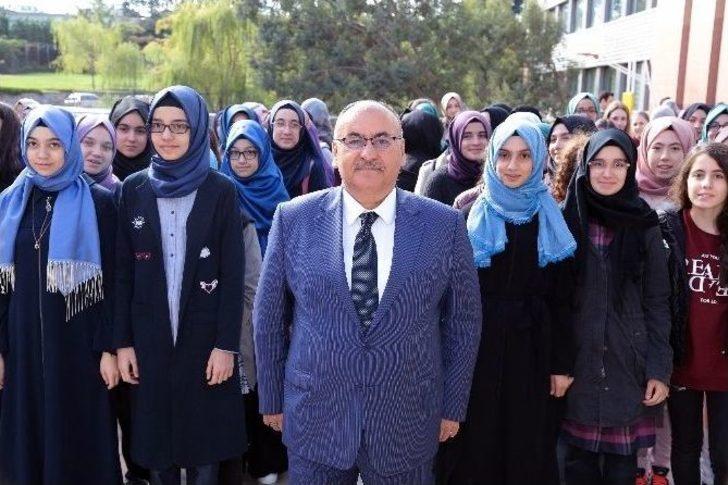 Şehit Erol Olçok Kız Anadolu İmam Lisesinde İlk Bayrak Töreni Yapıldı