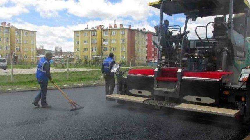 B&uuml;y&uuml;kşehir&rsquo;den &Uuml;&ccedil; Merkez İl&ccedil;eye 2 Ayda 36 Bin Ton Asfalt