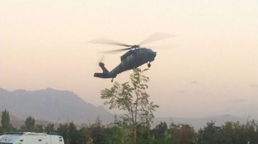 Başkale&rsquo;de &Ccedil;atışma: 3 Korucu Yaralı