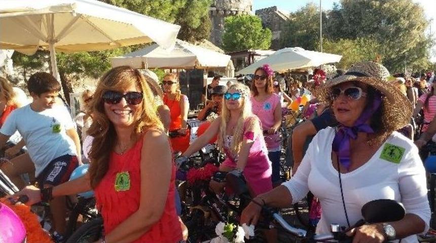 S&uuml;sl&uuml; Kadınlar Bodrum&rsquo;da