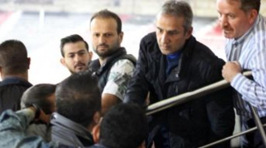 Gaziantepspor Taraftarlarından İsmail Kartal’a Tepki