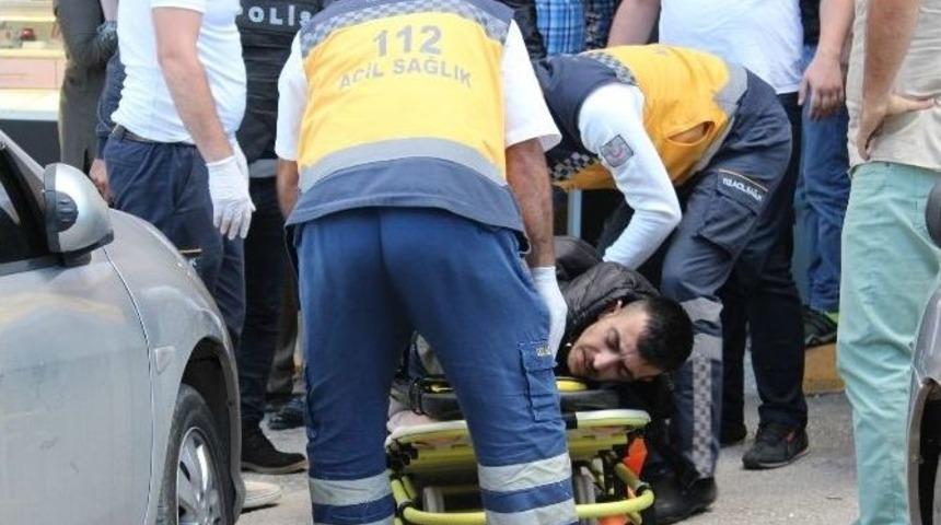 D&ouml;ner Bı&ccedil;ağıyla Kuyumcuyu Soymaya Kalkıştı