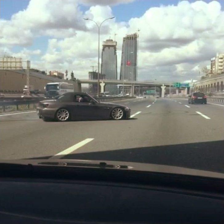 (özel Haber) Tem Otoyolunu Kapatıp Gelin Arabasıyla Drift Yaptılar G1