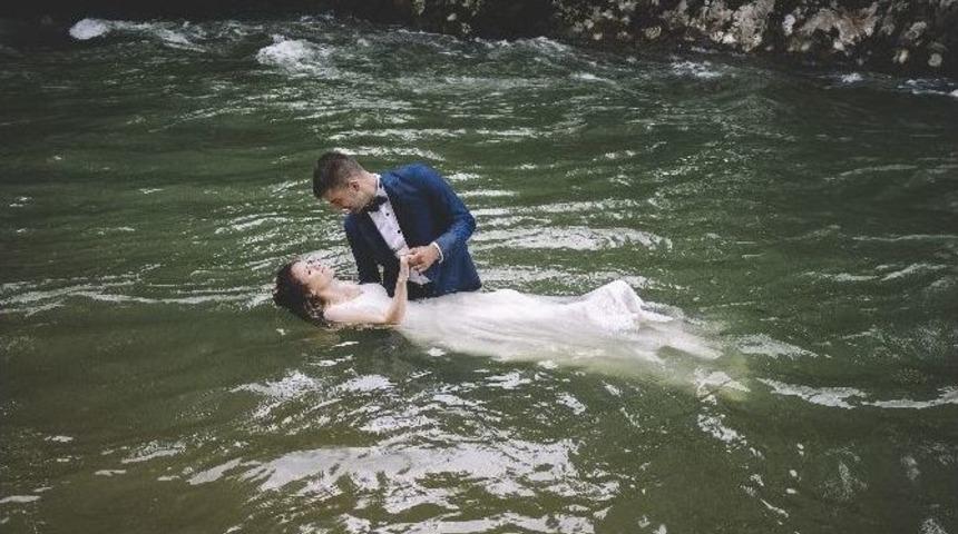 Rize&rsquo;de Dereler D&uuml;ğ&uuml;n Fotoğrafı &Ccedil;ektirmek İsteyenlerin Uğrak Yeri Oldu