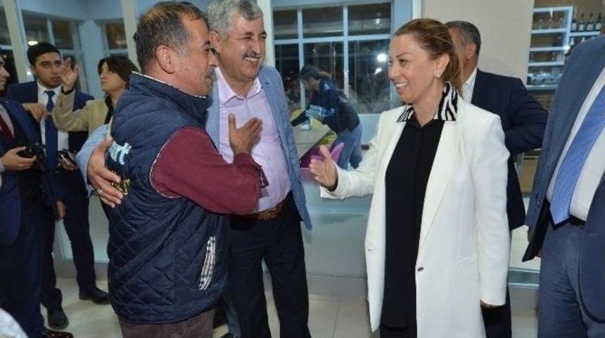 Milletvekili &Ccedil;alık Vatandaşlarla Sohbet Etti