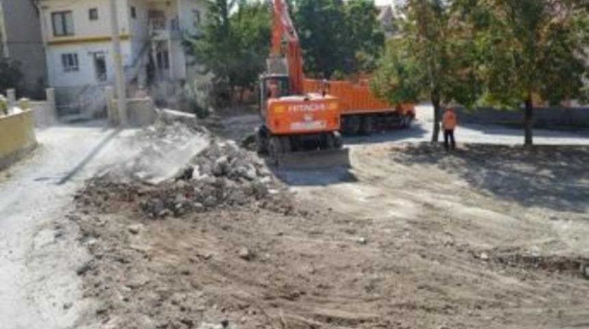 Kavaklı Mahallesi&rsquo;nde Yol Genişleme &Ccedil;alışması