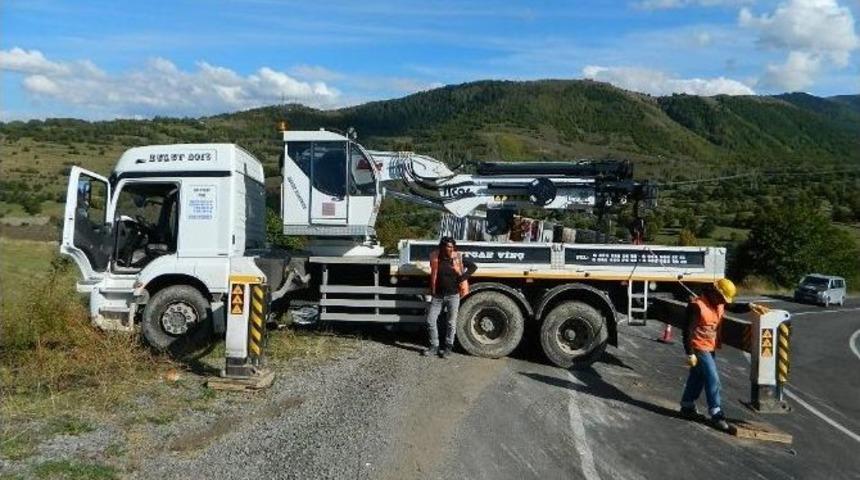 Posof&rsquo;ta Trafik Kazası: 2 Yaralı