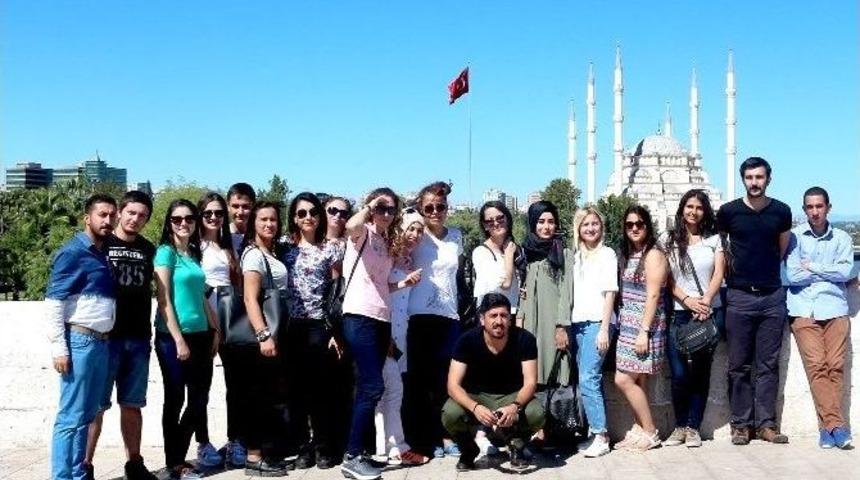 Seyhan Belediyesi &Uuml;niversite &Ouml;ğrencilerine Adana&rsquo;yı Gezdirdi