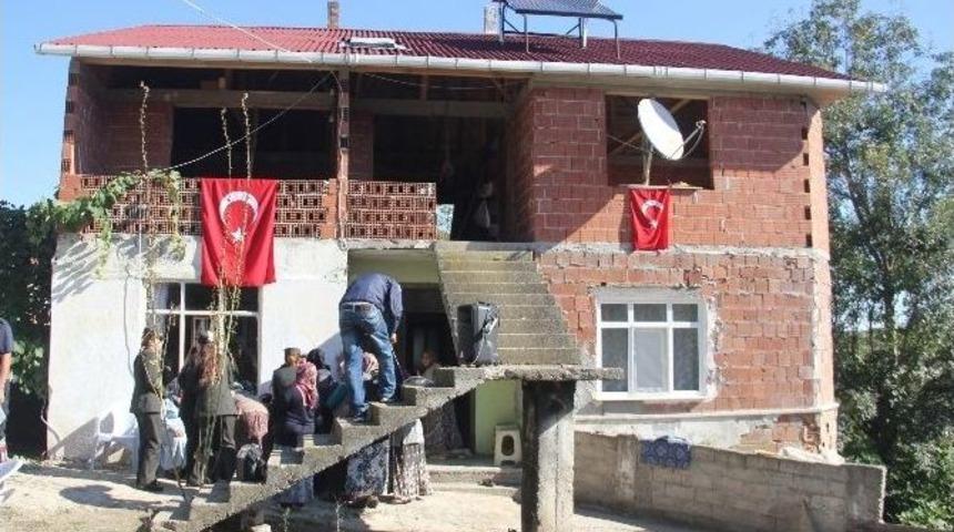 Bafralı Şehidin Baba Ocağı Yasa Büründü