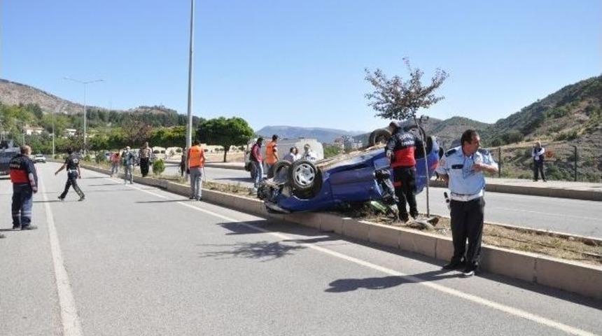 Tunceli&rsquo;de Trafik Kazası: 3 Yaralı