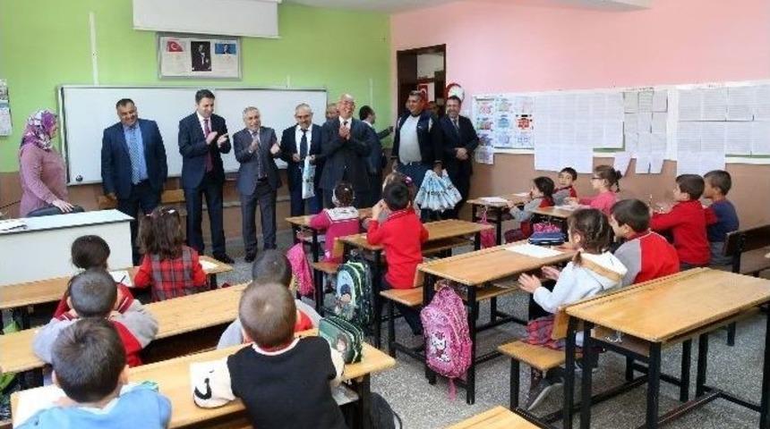 &Ouml;ğrencilere Kırtasiye Yardımı