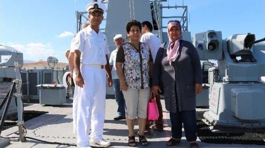 Tcg Karpaz Gemisi Vatandaşların Ziyaretine A&ccedil;ıldı