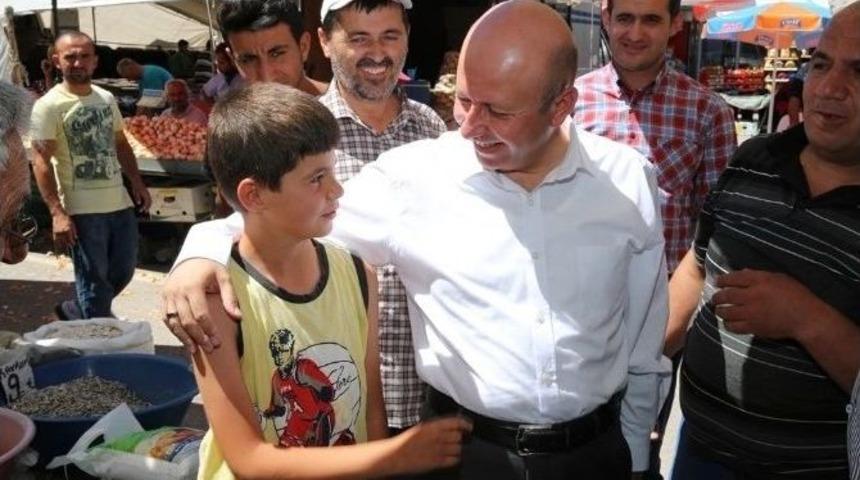 Kocasinan&rsquo;dan Y&uuml;zme Havuzlu, Derslikli, Fitness Salonlu Pazar Yeri